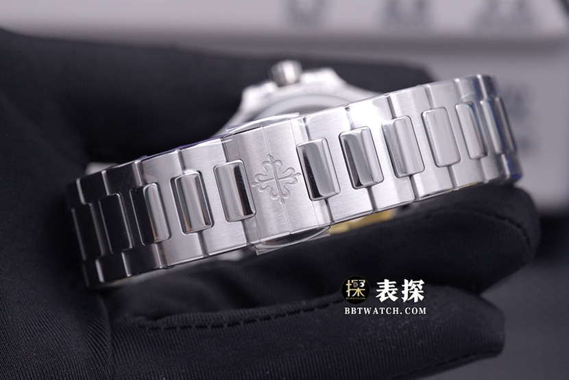 3K Factory sporty and elegant Patek Philippe1:1replica watch lume gray black with diamond bezelsteel bracelet model 7118/1200A-011braceletlive photos