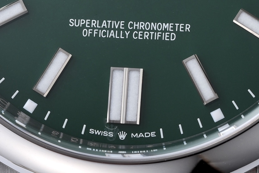 C Factory Oyster Perpetual Rolex1:1replica watch green dialsteel bracelet model m124300-0005front live photo
