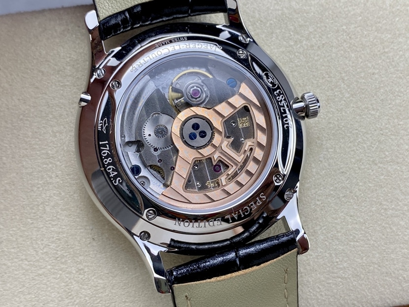 J factory master Jaeger-LeCoultre1:1replica watch silver dial perpetual calendar leather strap model 130842Jcaseback live photo