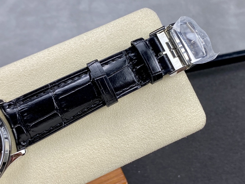 J factory master Jaeger-LeCoultre1:1replica watch black dial perpetual calendar leather strap model 1308470clasplive photos