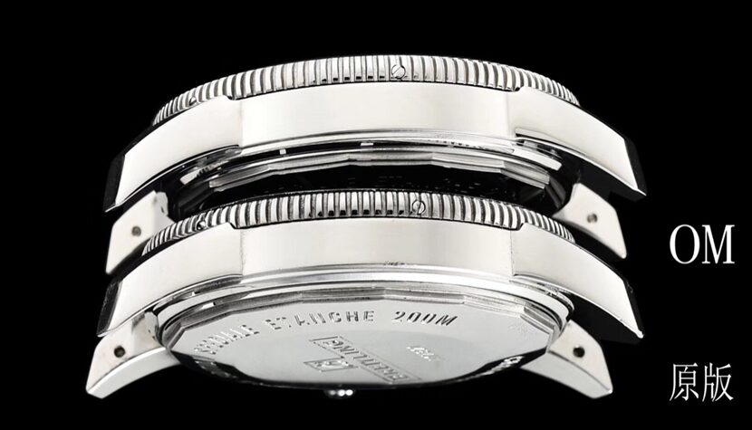 Breitling1:1replica watch,om super ocean watch, side comparison picture