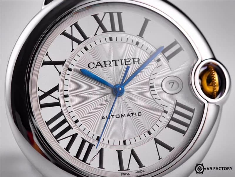 V9Cartier Blue Balloon W69009Z3replica watch gold model review (gold scratches do not reveal white) front view
