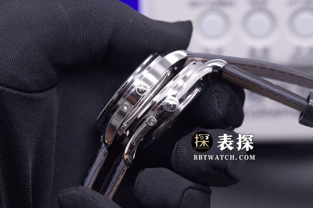 Jaeger-LeCoultre1:1replica watch, APSmoon phase master, thickness comparison