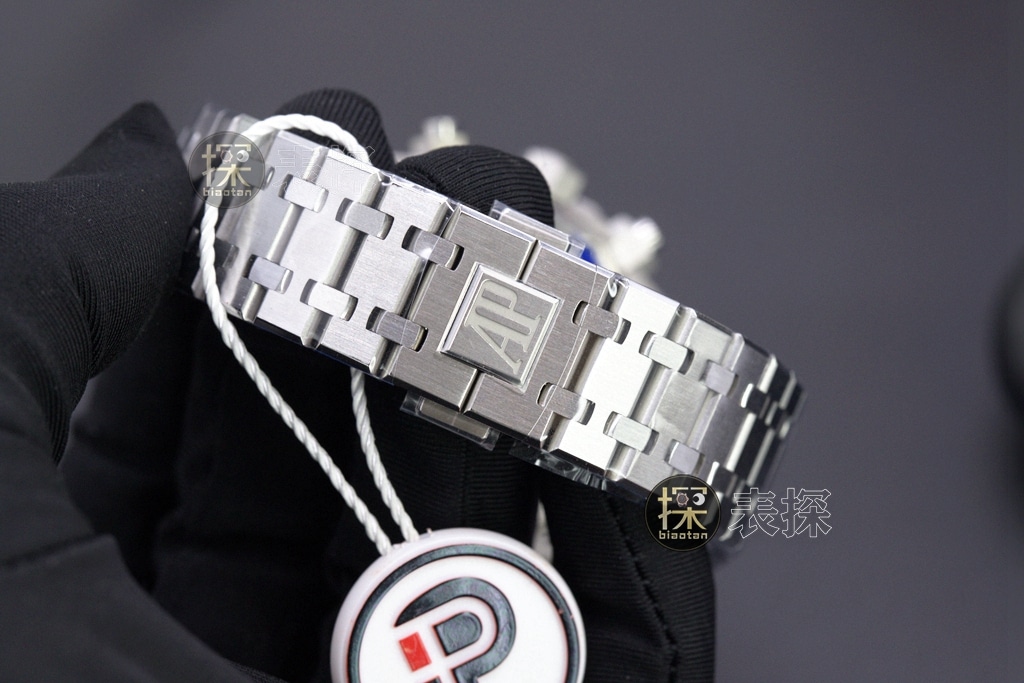 Audemars Piguet1:1replica watch,Ap offshore watch,clasp picture