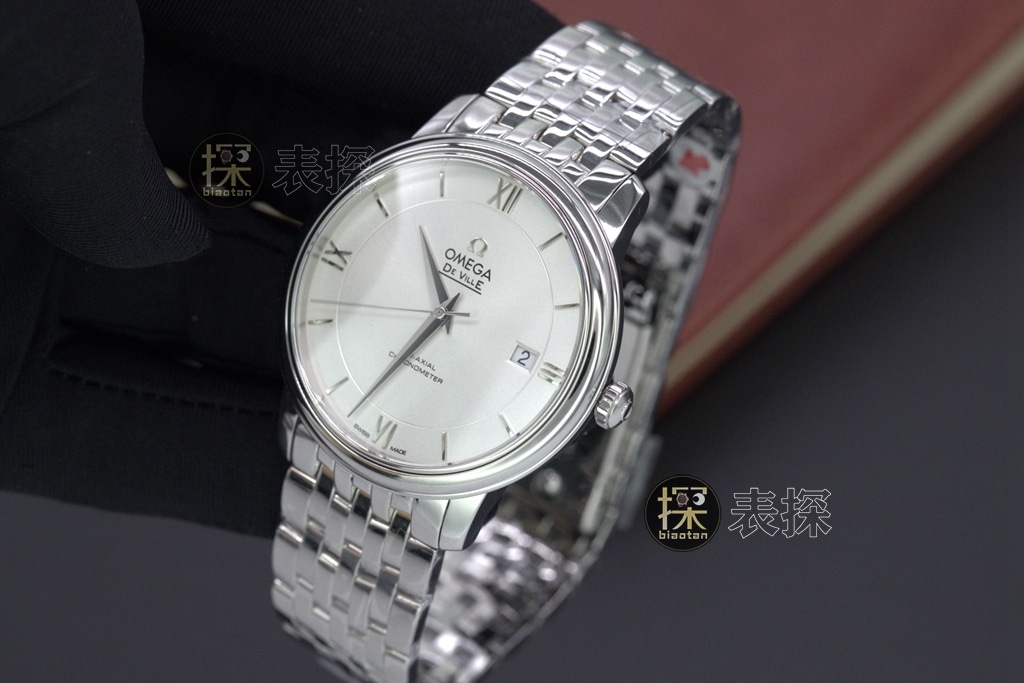 ky Diefei Omega1:1replica watch white dialsteel bracelet front view
