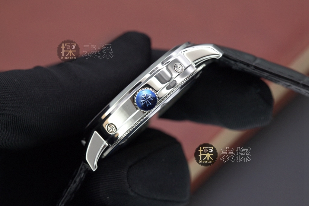 Vacheron Constantintop-tier watch, MX watch, side view