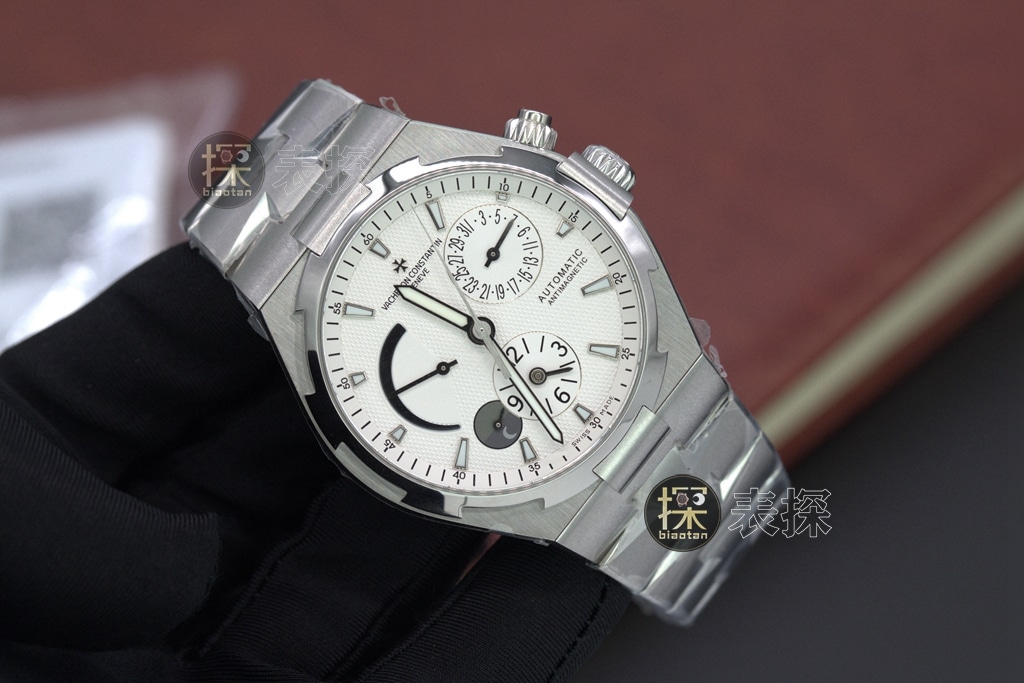 Vacheron Constantin1:1replica watch,TWA watch,front view