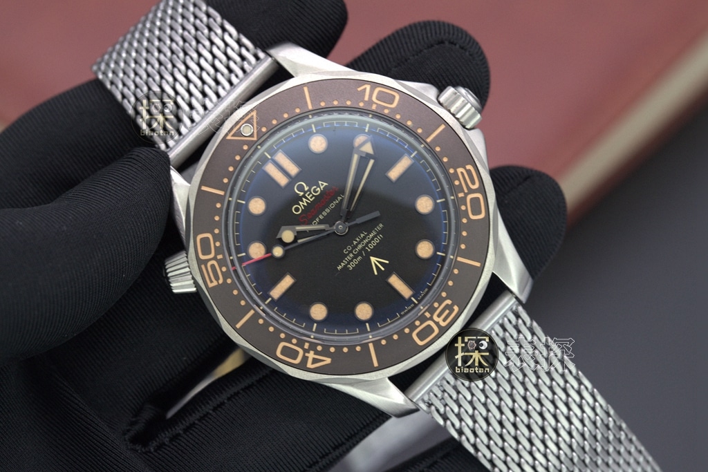 vs factory No Time to Die Omega1:1replica watch rice dumpling ring black diallumechronographsteel bracelet front view