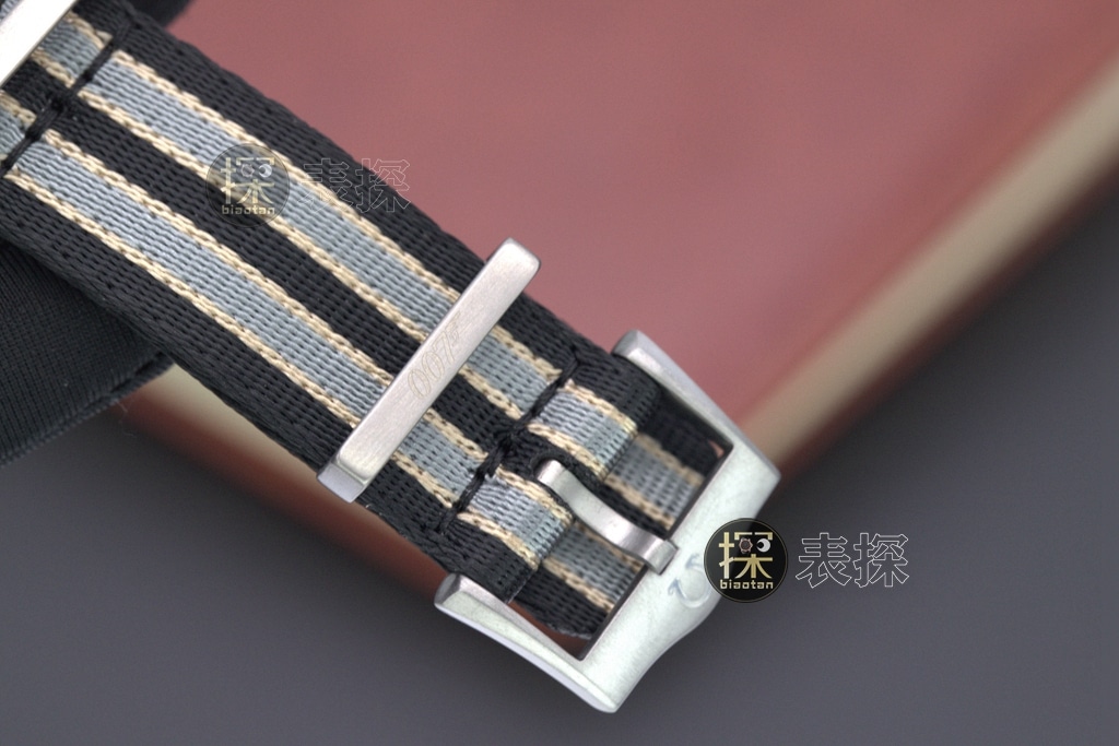 vs factory no time to die Omega1:1replica watch rice dumpling circle black diallumechronographsteel braceletclasp picture