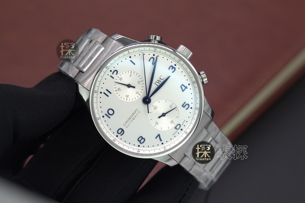 zf factory Portuguese IWC1:1replica watch white dialchronographsteel bracelet front view