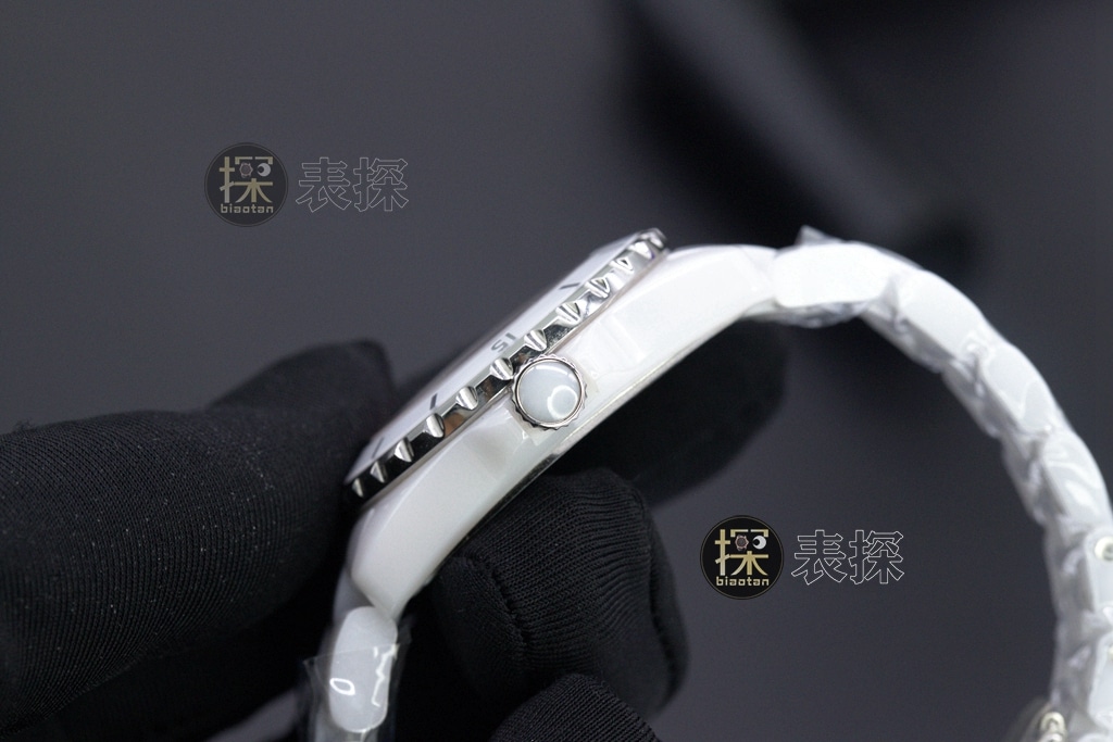 Chanel1:1replica watch,J12replica watch,side view