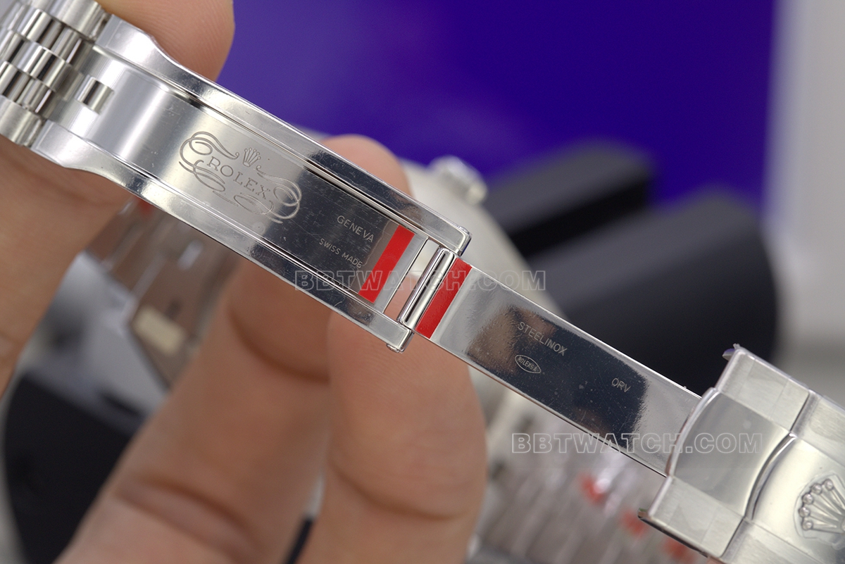 Rolex watch factory C log 41black dialclasp details