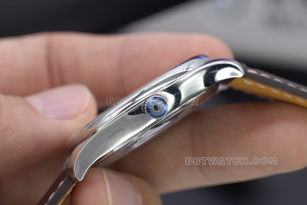 Longinestop-tier watch kl famous craftsman double calendar thickness