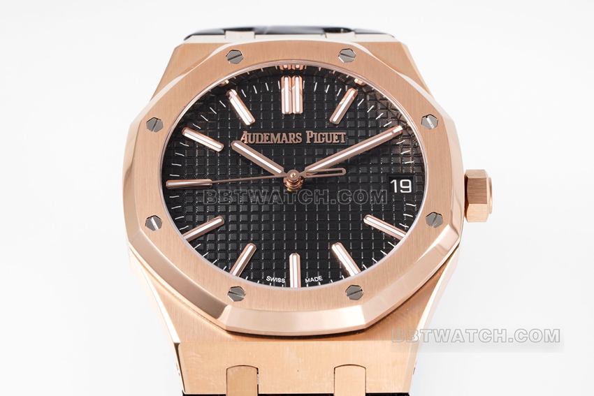 APS factory Audemars PiguetRoyal Oak1:1super cloneblack dialrose goldleather strap model 15510OR.OO.D002CR.02front live photo