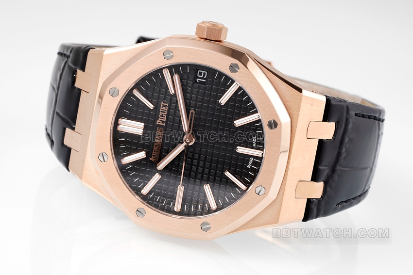 APS factory Audemars PiguetRoyal Oak1:1super cloneblack dialrose goldleather strap model 15510OR.OO.D002CR.02front live photo
