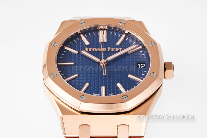 APS factory Audemars PiguetRoyal Oak1:1top-tier watch blue dialrose goldsteel bracelet model 15510OR.OO.1320OR.03front live photo
