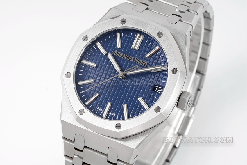 APS factory Audemars PiguetRoyal Oaktop-tier replicablue dialsteel bracelet model 15510ST.OO.1320ST.06front live photo