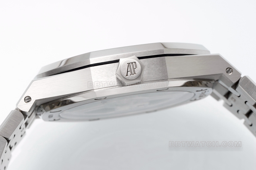 APS factory Audemars PiguetRoyal Oak1:1super clonesilver dialsteel bracelet model 15510ST.OO.1320ST.08side live photo