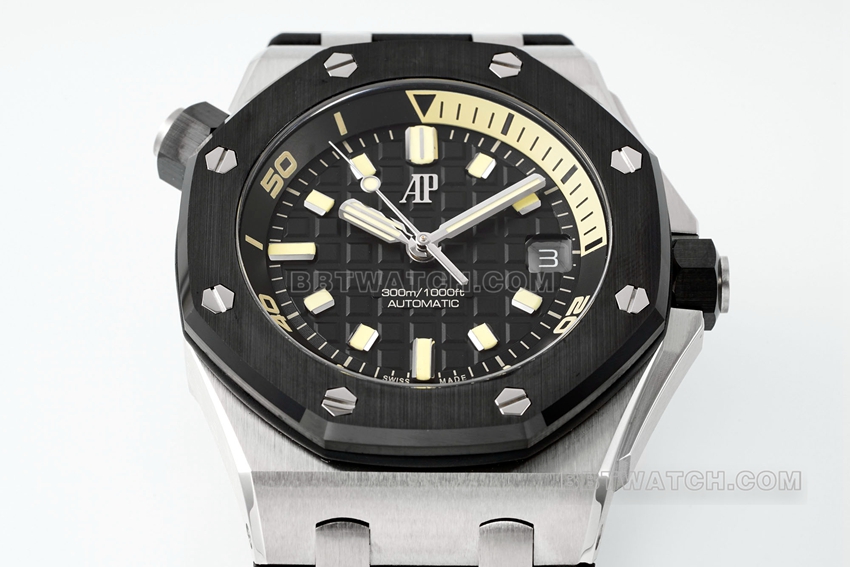 APS factory Audemars PiguetRoyal Oak offshore top-tier 1:1super cloneblack dial rubber model 15720CN.OO.A002CA.01front live photo