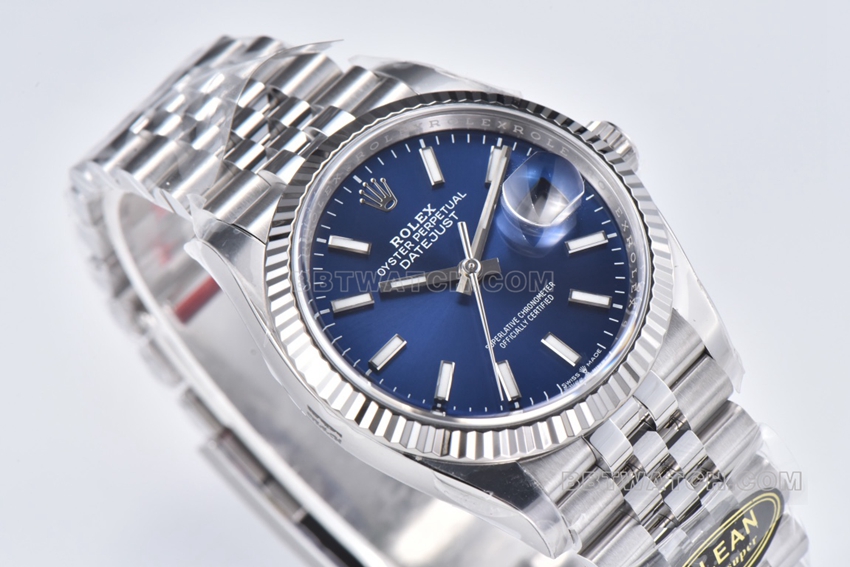 C factory Rolex log super cloneblue dial36mm five grid link m126234-0017front live photo