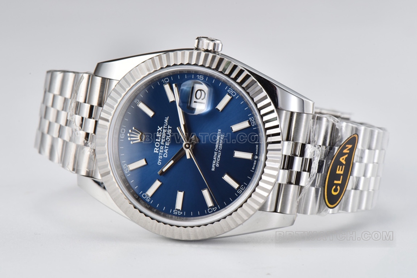 C factory Rolex log super cloneblue dial41mm five row link m126334-0002front live photo