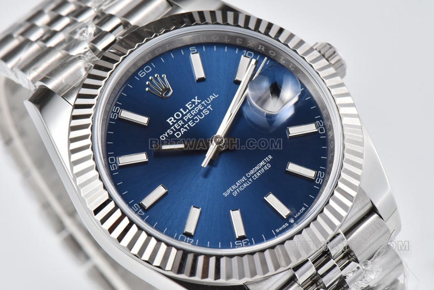 C factory Rolex log super cloneblue dial41mm five row link m126334-0002front live photo