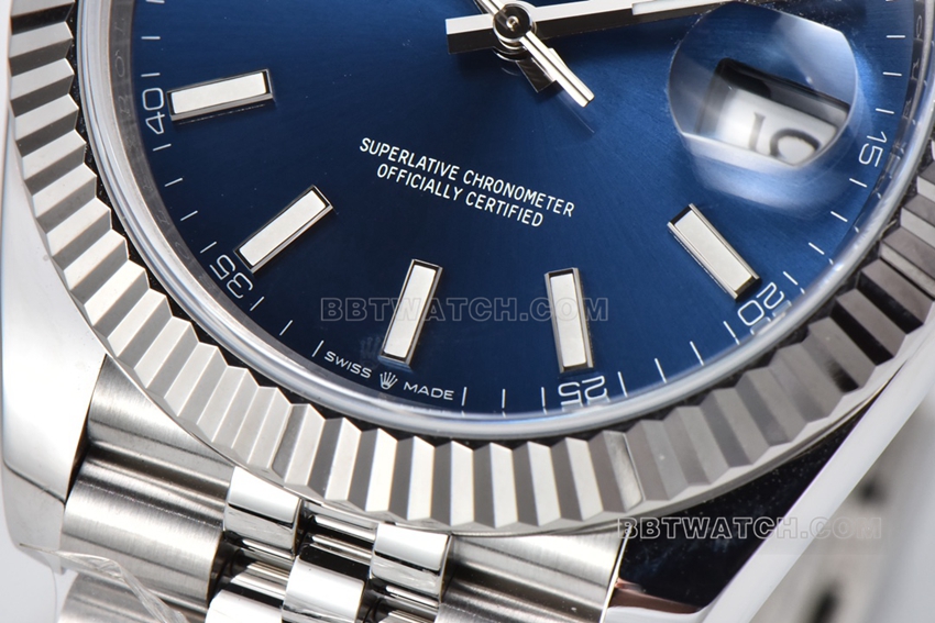 C factory Rolex log super cloneblue dial41mm five row link m126334-0002front live photo