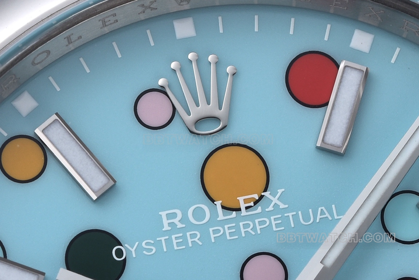 Factory C Rolex Oyster Perpetual top-tier 1:1high-quality replica41mm bubble noodle m124300-0008front live photo
