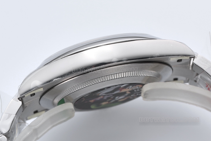 Factory C Rolex Oyster Perpetual top-tier 1:1high-quality replica41mm bubble noodle m124300-0008side live photo