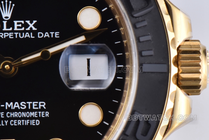 Factory C Rolex Yacht-Master top-tier 1:1high-quality replicablack dialyellow gold rubber model M226658-0001front live photo