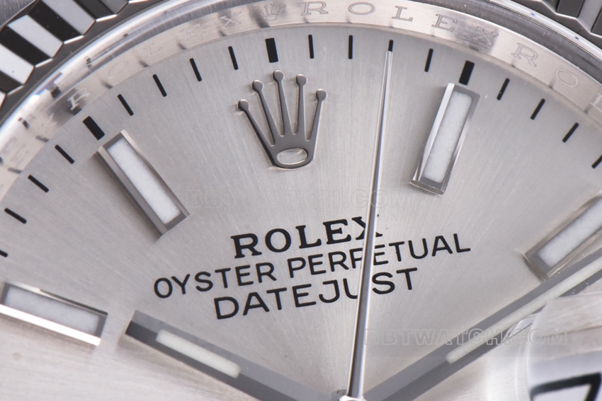 C factory Rolex log 1:1super clone36mmsilver dial five grid link m126234-0013front live photo