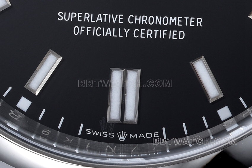 Factory C Rolex Oyster Perpetual top-tier 1:1super clone41mmblack dialm124300-0002front live photo