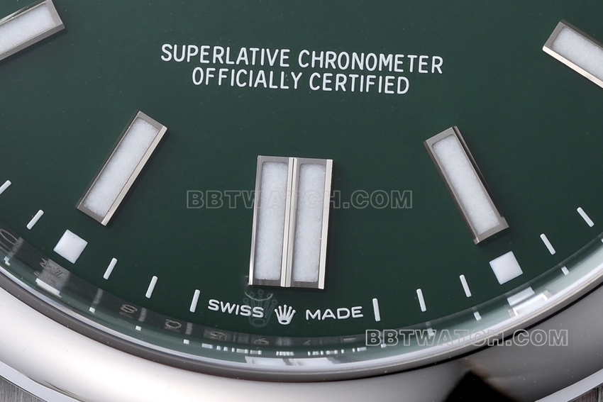 Factory C Rolex Oyster Perpetual 1:1super clone41mmgreen dialm124300-0005front live photo