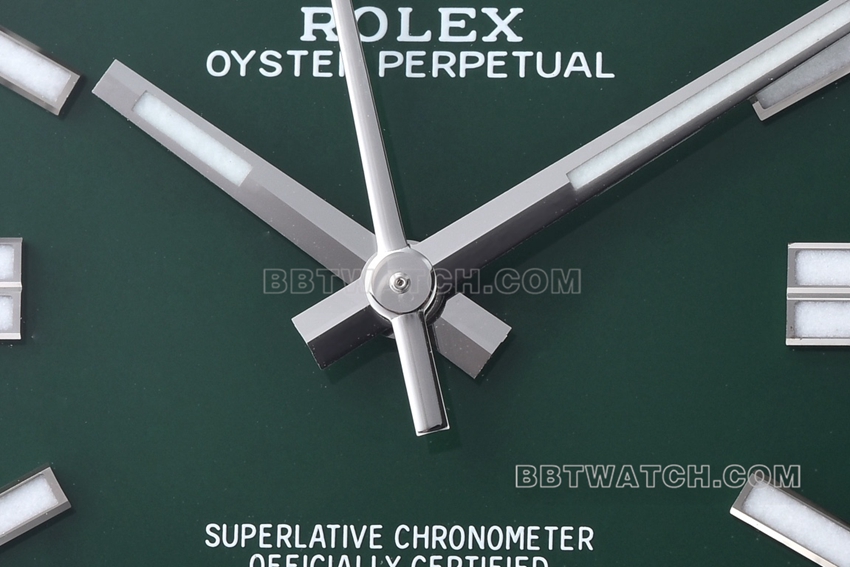 Factory C Rolex Oyster Perpetual 1:1super clone41mmgreen dialm124300-0005front live photo