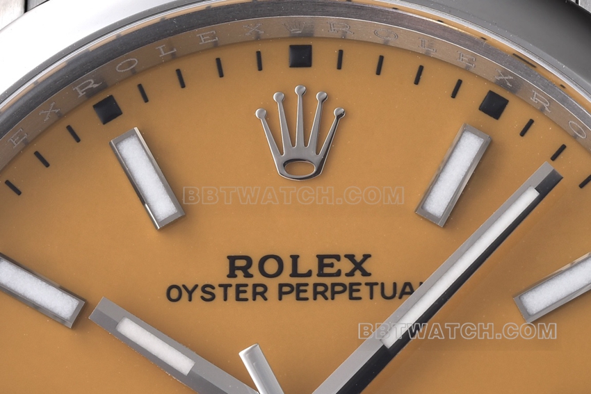 Factory C Rolex Oyster Perpetual super clone41mm yellow plate m124300-0004front live photo