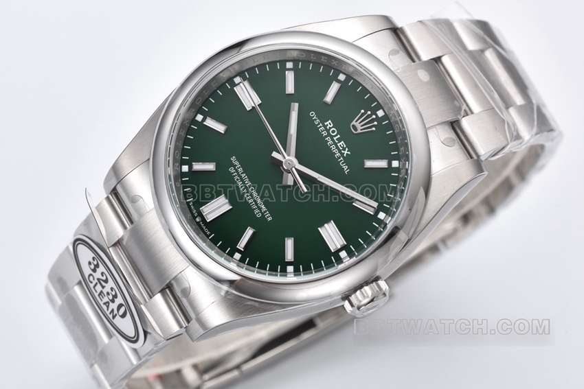Factory C Rolex Oyster Perpetual 1:1super clone36mmgreen dialm126000-0005front live photo