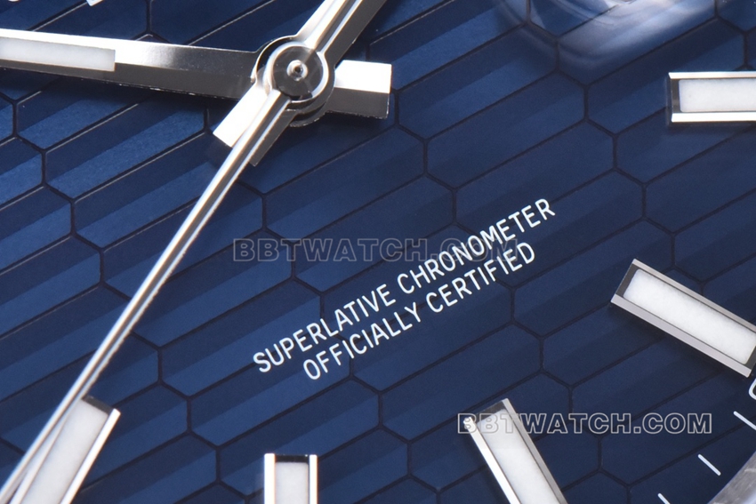 C factory Rolex log 1:1super water ripple blue dial five grid chain m126334-0032front live photo