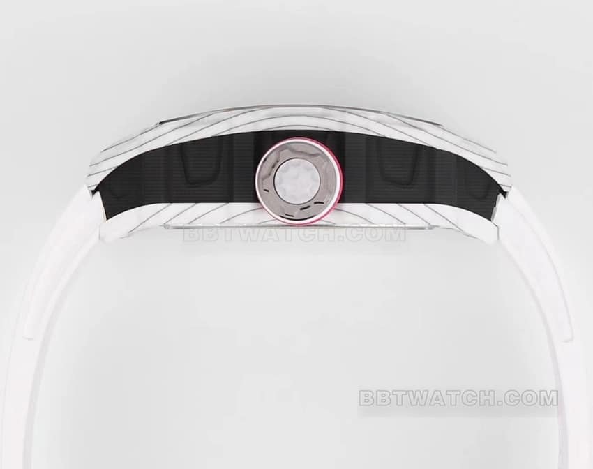 Richard Mille men's white rubber RM 38-02 side live photo