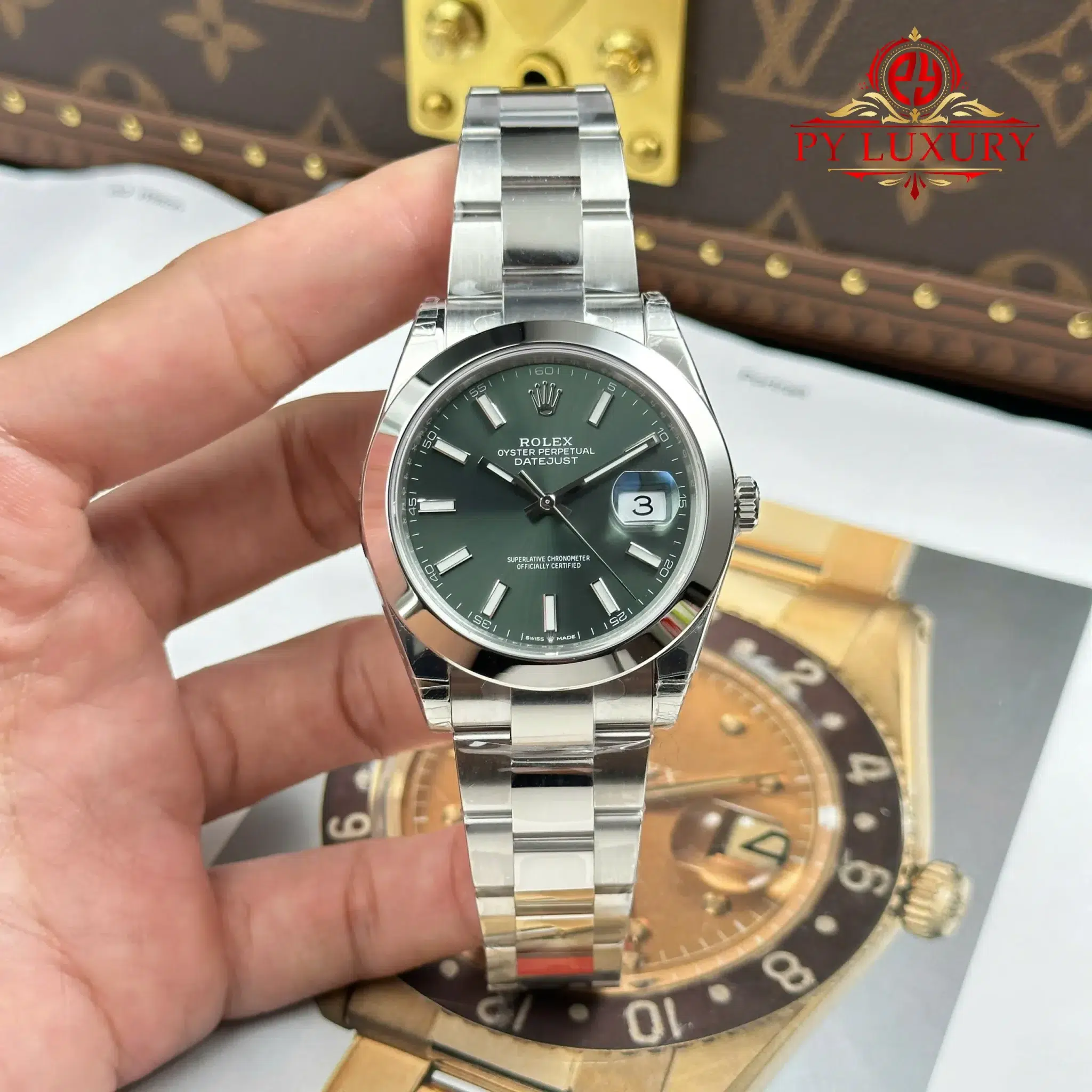 Rolex Datejust 126300 Smooth Bezel Mint Green Dial Oyster Bracelet 1:1 Best Replica VSF 41mm