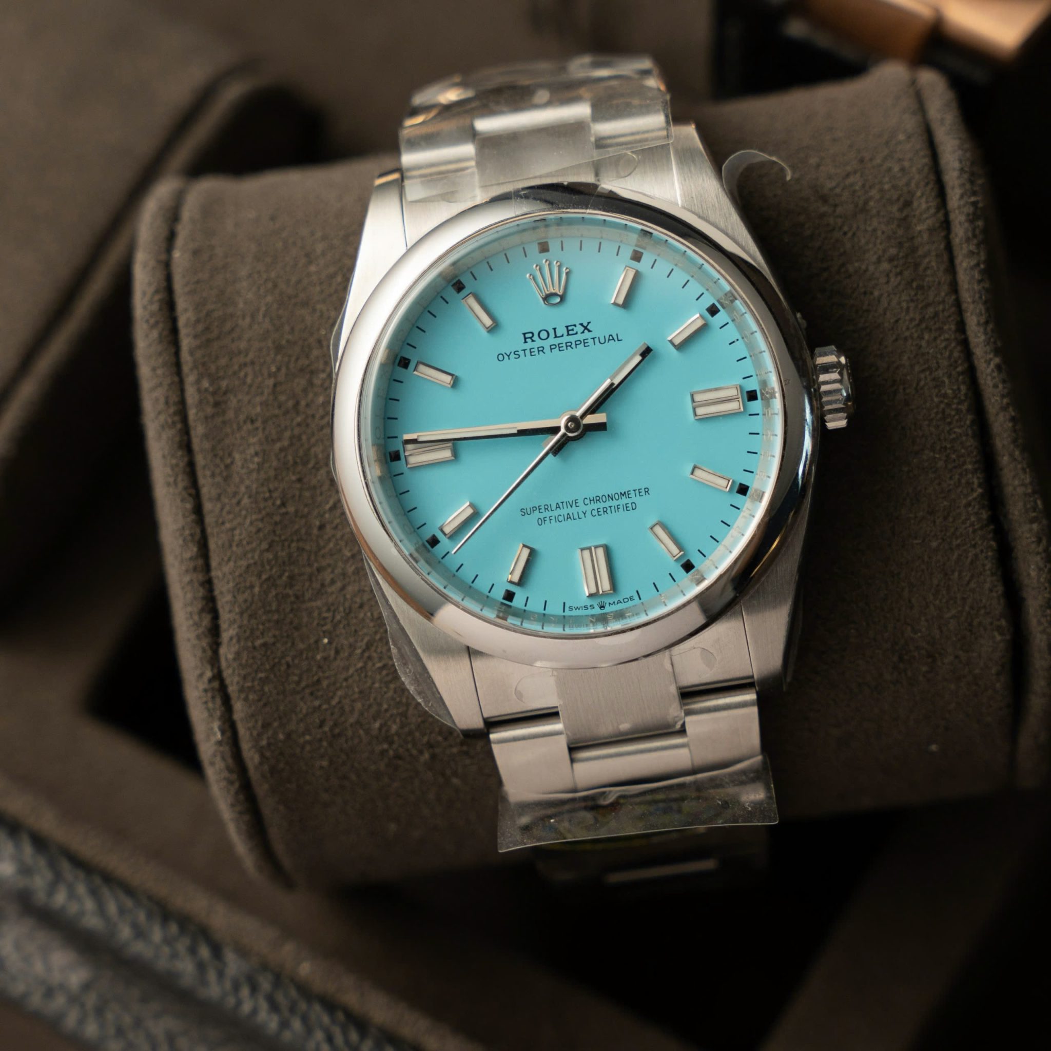 Rolex Oyster Perpetual 126000 Turquoise Blue Dial 1:1 Copy Best Replica Clean Factory 36mm