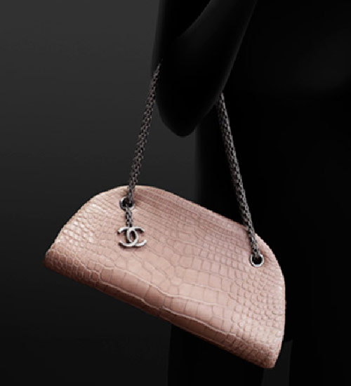 Voici: les pièces exceptionnelles de Chanel printemps 2011
