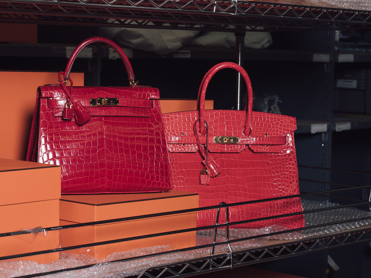 Birkin ou Kelly : quel sac Hermès rouge choisiriez-vous ?