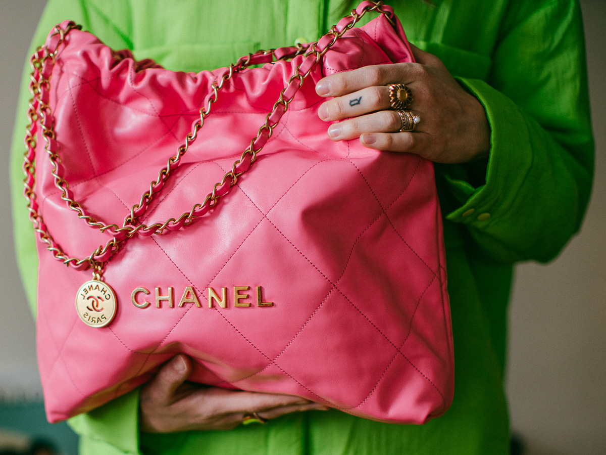 Un regard plus attentif sur le nouveau Chanel 22