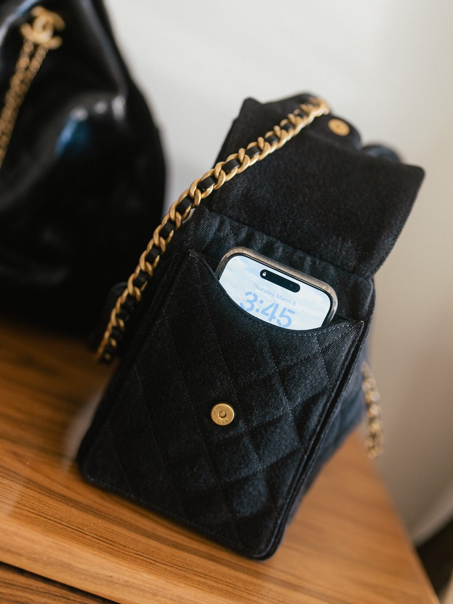Chanel 25 Bag Side Pocket with iPhone 15 Max