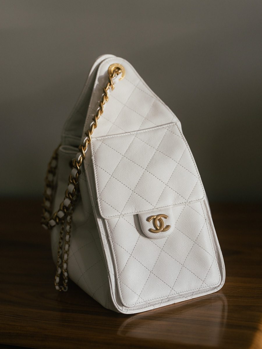 Small Chanel 25 Bag Side Pocket