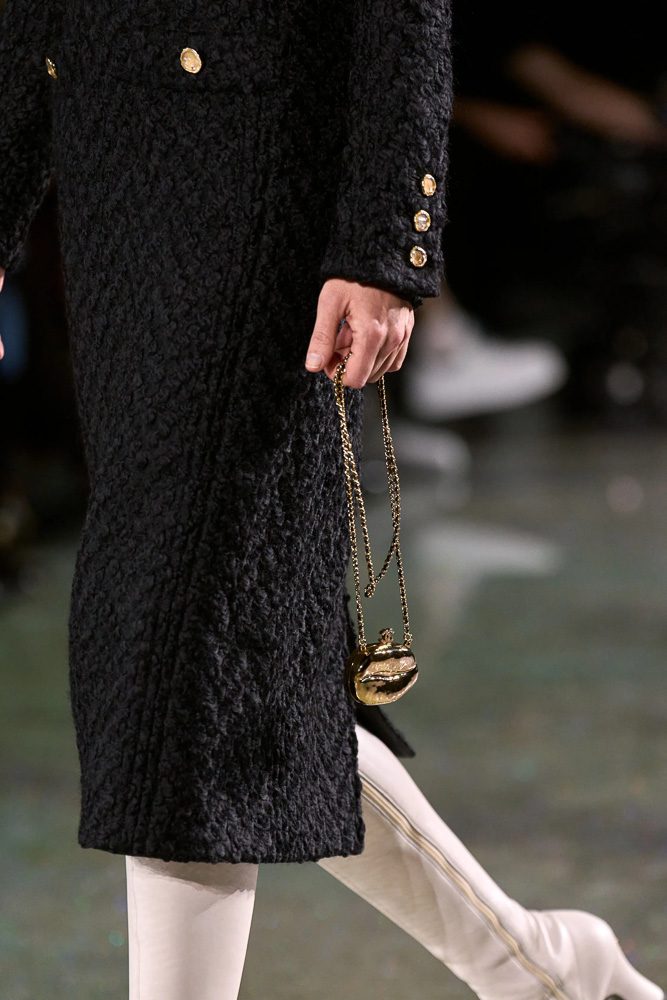 CHANEL FALL WINTER 2026 RUNWAY BAGS 26