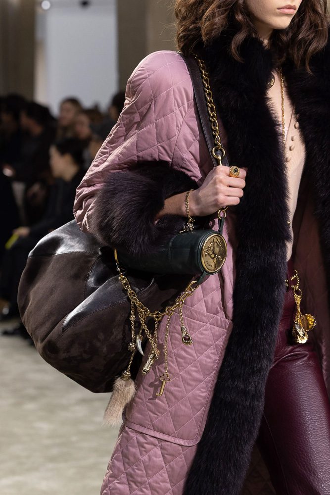 Chloe Fall 2025 15