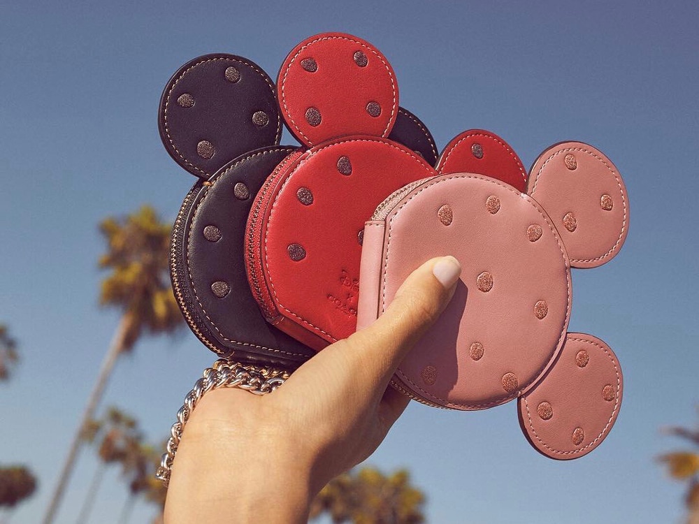 Coach vient de sortir une autre collaboration avec Disney