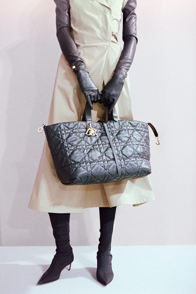 Dior Spring 2025 Bags Backtage 3
