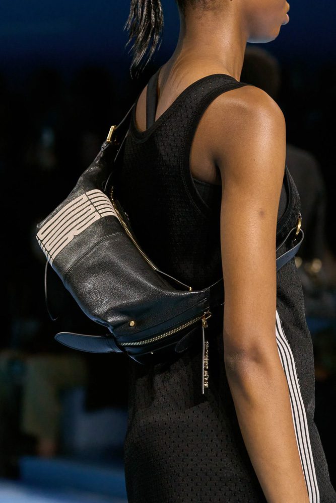 Dior Spring 2025 Runway Bags Review 19